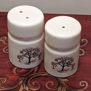 Cream with Green Owl Salt and Pepper Shakers (see matching canister's listing)